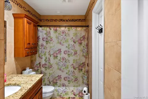 Bath - 2 Pike St, Brookhaven, NY 11772 photo 1 of 1