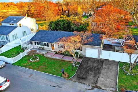 View/Area - 2 Pike St, Brookhaven, NY 11772 photo 3 of 3