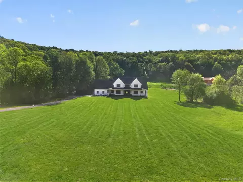 145 Kings Highway Byp, Chester, NY 10918