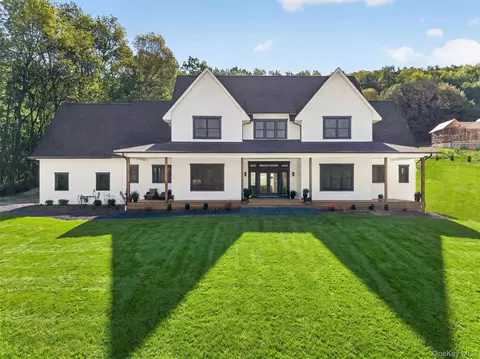 145 Kings Highway Byp, Chester, NY 10918