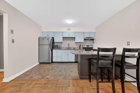 Kitchen - 1840 Crompond Rd #1A4, Peekskill, NY 10566 photo 1 of 2