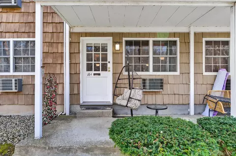 Exterior - 1840 Crompond Rd #1A4, Peekskill, NY 10566 photo 3 of 3