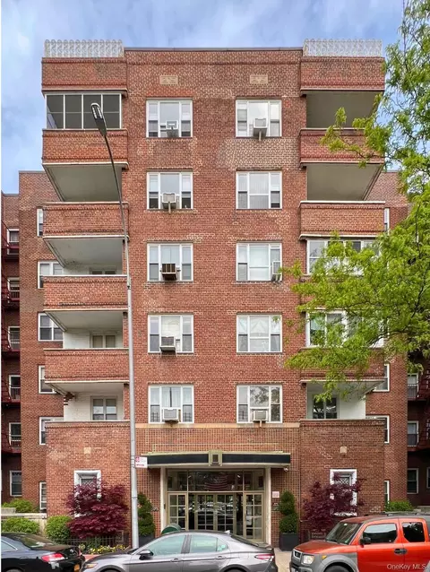 34-41 85th St #4I, New York, NY 11372
