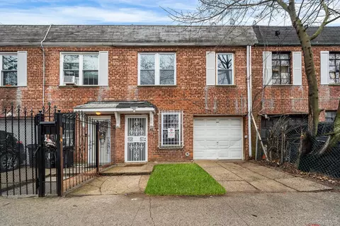 422 Autumn Ave, Brooklyn, NY 11208