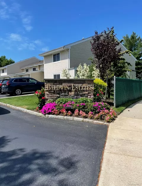 2355 Pershing Blvd #504, Baldwin, NY 11510