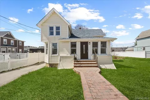 62 Westend Ave, Freeport, NY 11520