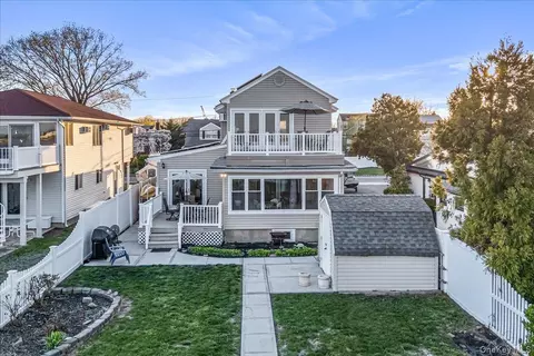 3451 Bay, Hempstead, NY 11510