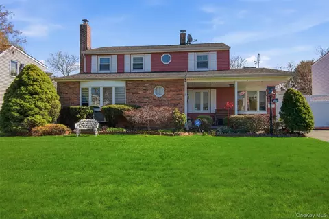 268 Curtis Ave, North Hempstead, NY 11514