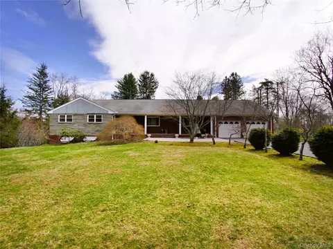 80 Eton Rd, Mount Pleasant, NY 10594