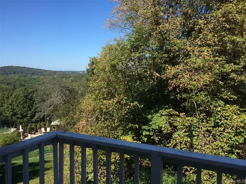 2 Lexington Hl #12, Monroe, NY 10926