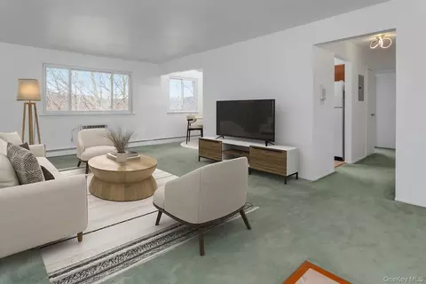 10 N James St #N, Peekskill, NY 10566
