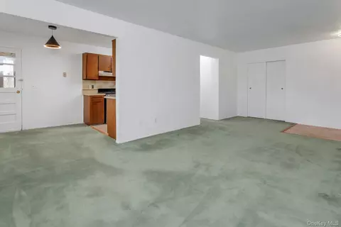 Living - 10 N James St #N, Peekskill, NY 10566 photo 1 of 2