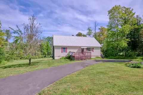 10 W Simmon, Fremont, NY 12736