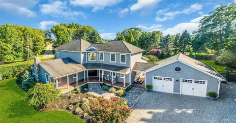 25 Lighthouse Rd, Southold, NY 11971