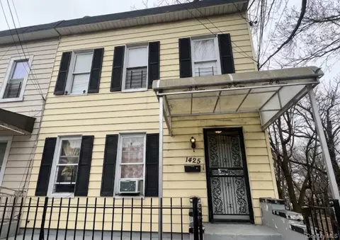 1425 Edwards Ave, New York, NY 10461