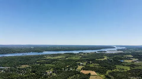 View/Area - 3 Deer Run W, Catskill, NY 12414 photo 16 of 17