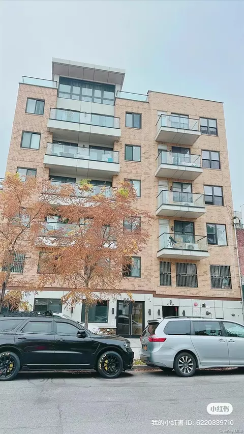4226 147th St #4A, Flushing, NY 11355