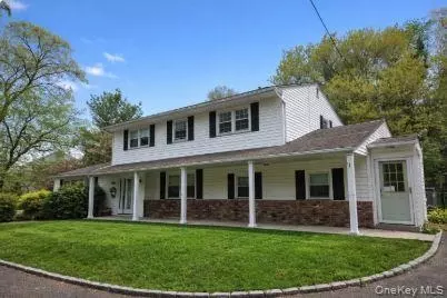 161 Lower Sheep Pasture Rd, Setauket, NY 11733