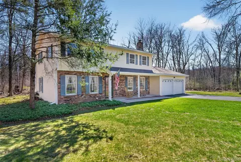 27 Sylvia St, Newburgh, NY 12550