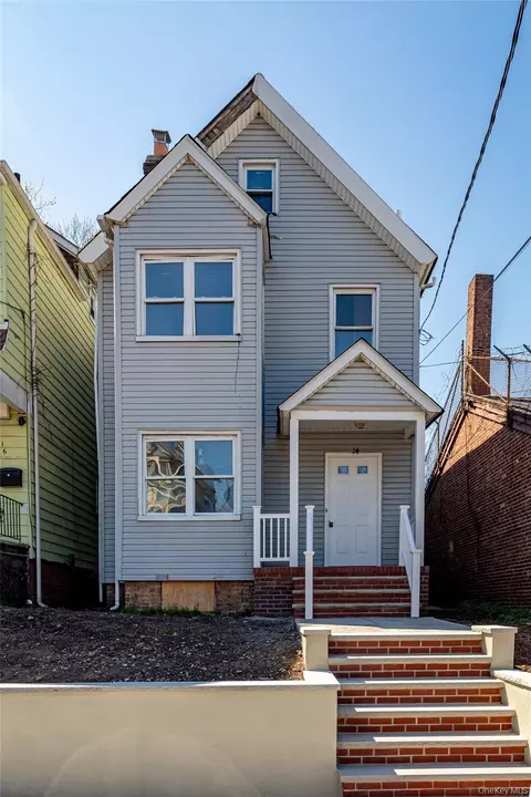 14 Dongan St, Staten Island, NY 10310