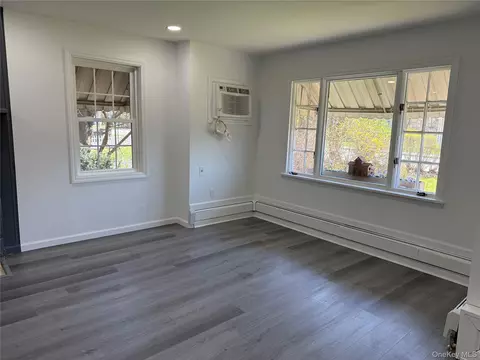 Living - 176 Willow Ave, Cornwall, NY 12518 photo 3 of 4