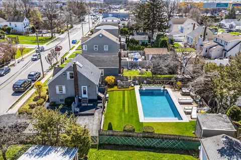 47 Ellison Ave, North Hempstead, NY 11590