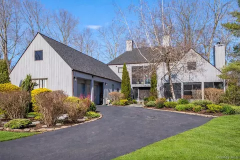 20 Ponds Ln, Purchase, NY 10577