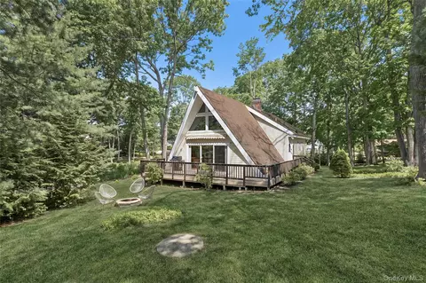 600 Highwood Rd, Southold, NY 11971