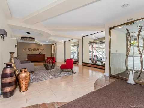1 David Ln #1G, Yonkers, NY 10701