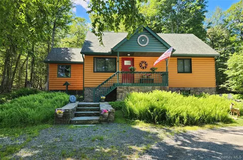 150 Hartwood Dr, Smallwood, NY 12778