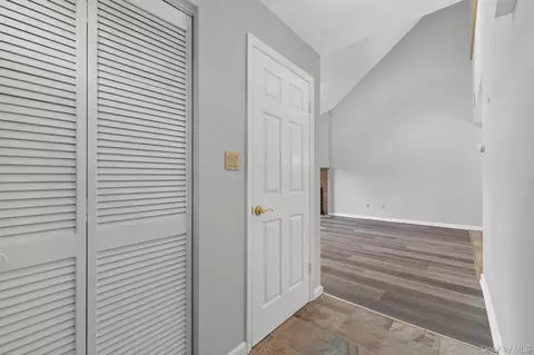 Entry Way - 115 Fields Ln, Peekskill, NY 10566 photo 1 of 2