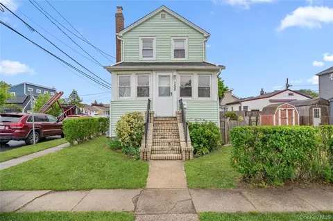 152 Lawson Ave, East Rockaway, NY 11518