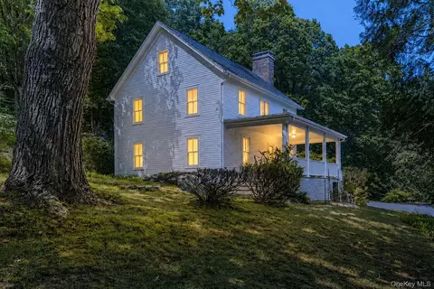 635 Long Pond Rd, Mahopac, NY 10541