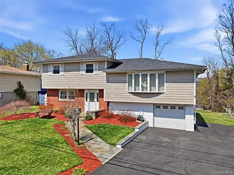 10 Valleyview Rd, Greenburgh, NY 10523