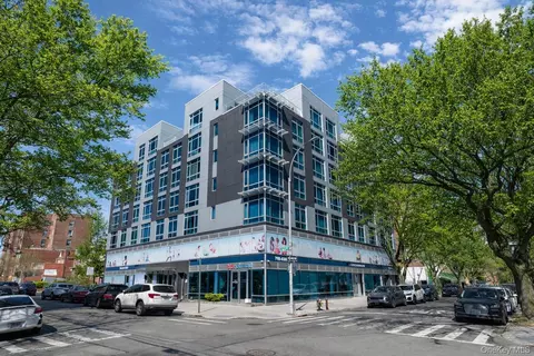 97-45 63rd Dr #6G, Rego Park, NY 11374