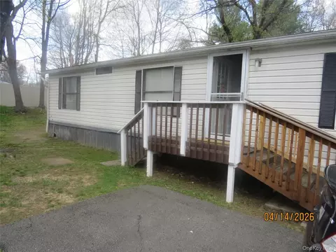 723 Beekman Rd #41, Beekman, NY 12533