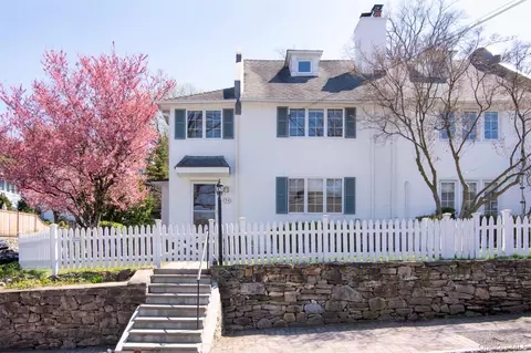 74 Kensington Rd, Bronxville, NY 10708