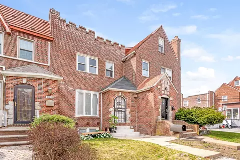 232-16 143rd Ave, New York, NY 11413