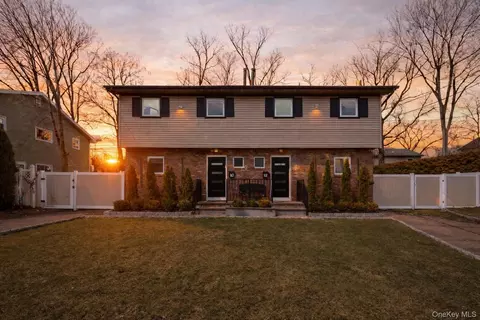 12 Sneden Ct, Ramapo, NY 10977