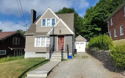 16 Grant St, Liberty, NY 12754