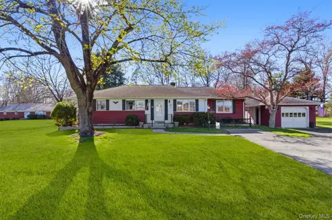 555 State Route 416, Montgomery, NY 12549