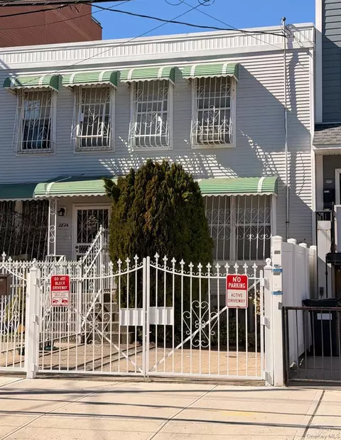 2822 W 16th St, Brooklyn, NY 11224