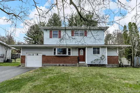 2028 Oakwood Dr, Peekskill, NY 10566