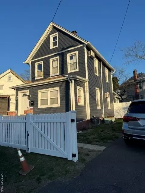 1211 Brunswick Ave, Far Rockaway, NY 11691