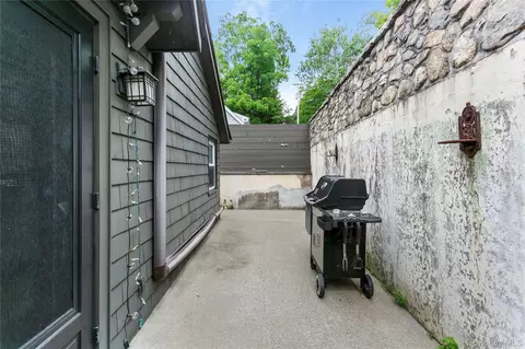 Exterior - 392 Main St, Philipstown, NY 10516 photo 6 of 6
