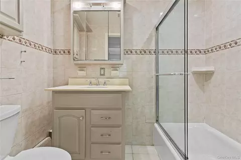 Bath - 392 Main St, Philipstown, NY 10516 photo 1 of 1