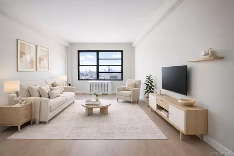 6434 102 St #9D, New York, NY 11374