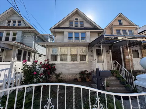 111-32 118th St, South Ozone Park, NY 11420