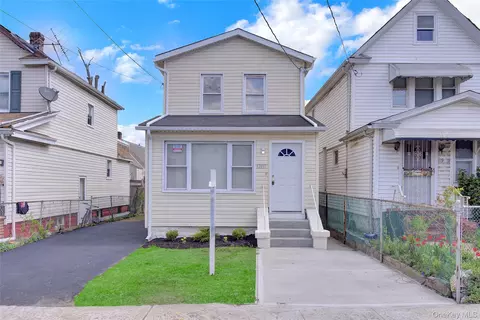 129-37 153rd St, Jamaica, NY 11434