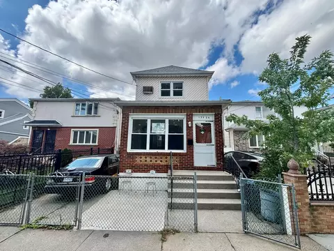 135-24 126th St, New York, NY 11420